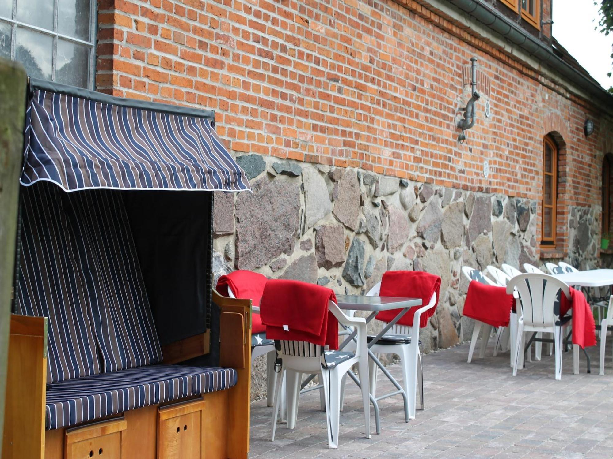 Villa Mansion In Gressow With Terrace Garden Bbq Pond Bicycles Esterno foto